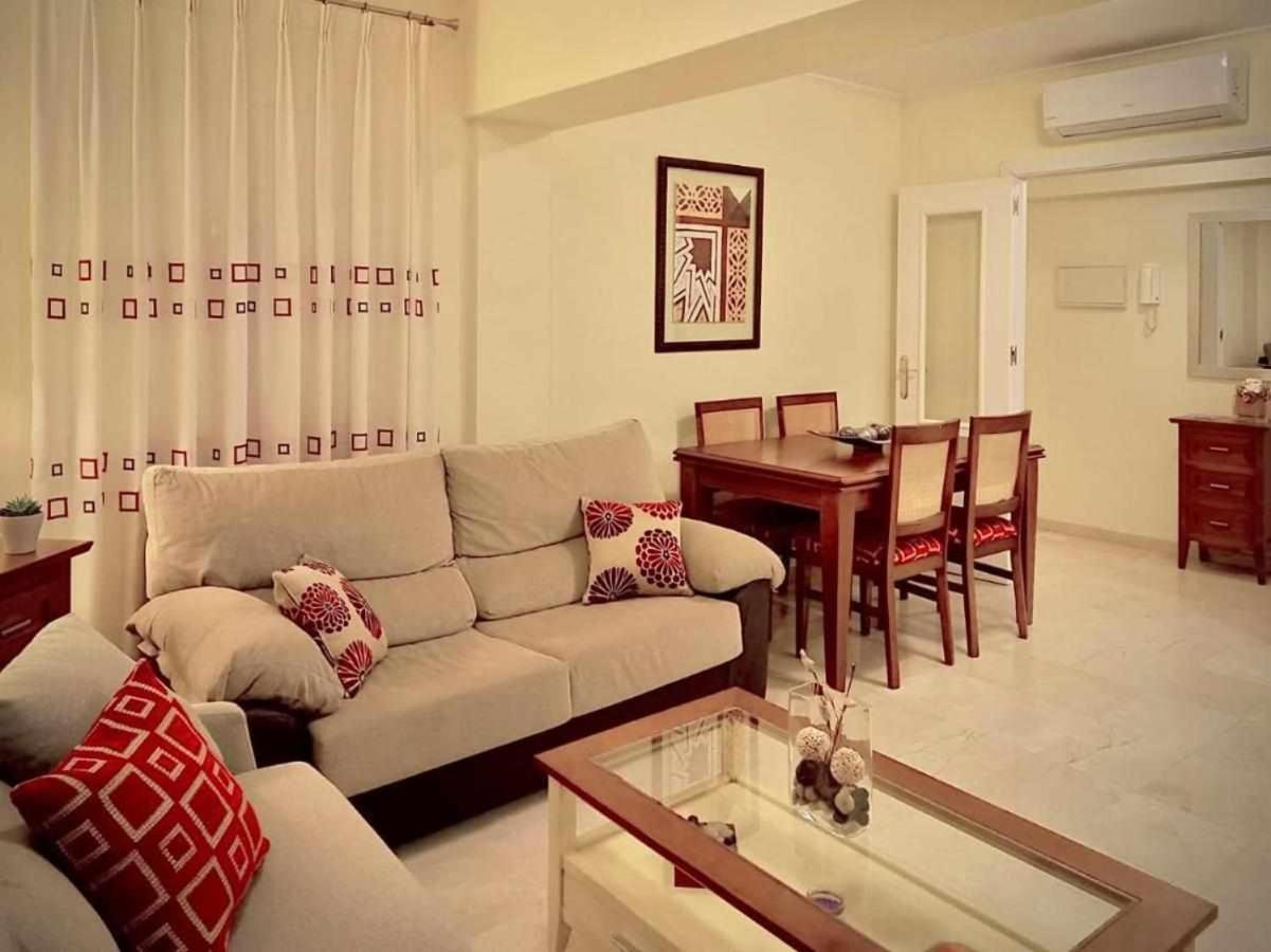 Apartamento Sauceda 7 Севиля Екстериор снимка