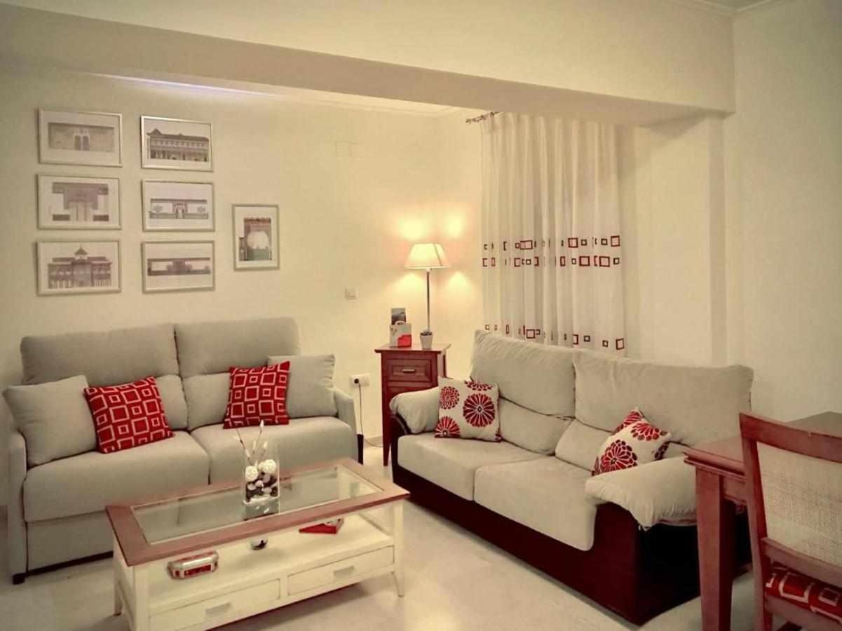 Apartamento Sauceda 7 Севиля Екстериор снимка